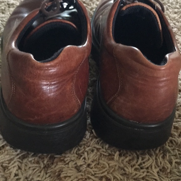 Ecco brown dress shoes - Picture 3 of 4